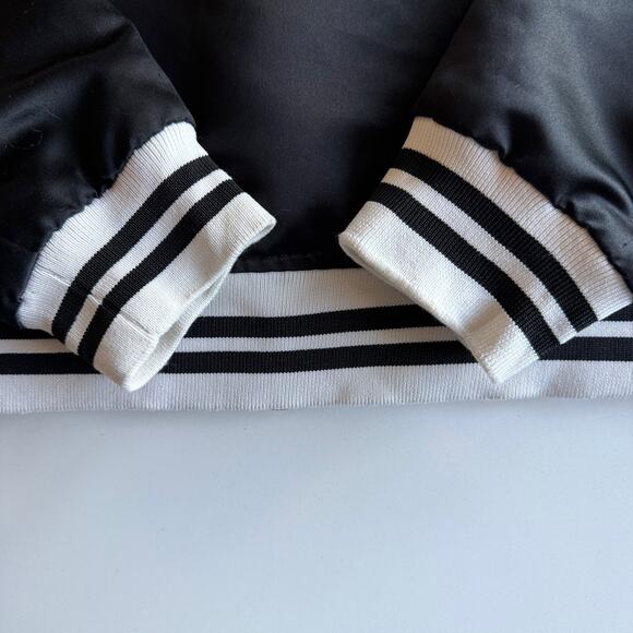 Big Bud Press Stem to Stem Embroidered Roses Poly Satin Black Bomber Jacket M - Picture 8 of 13